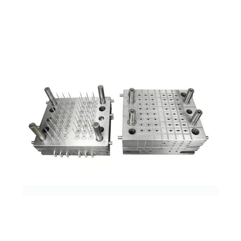 Медицинский шприц